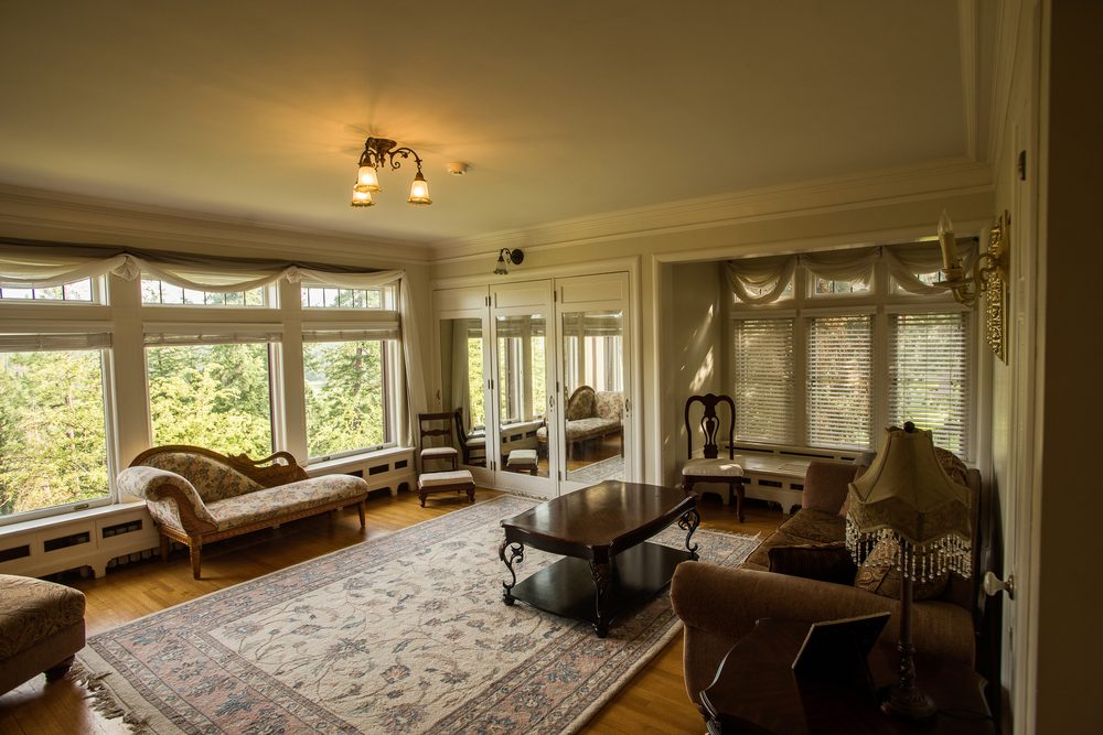 Bozarth Mansion and Retreat Center