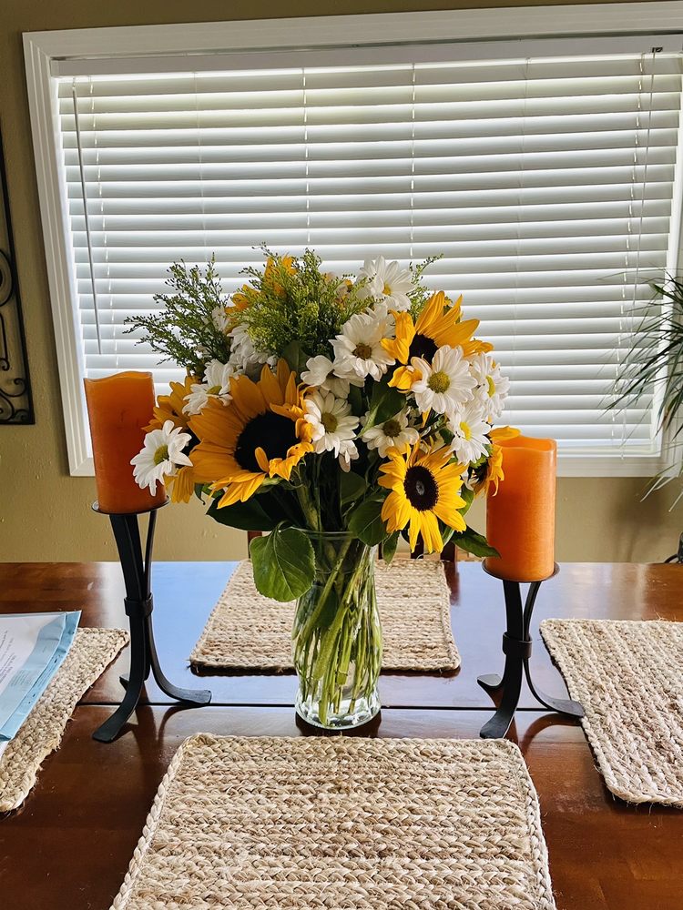 Rainbow Florist Designers