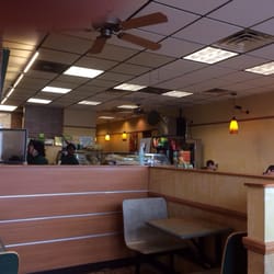 Subway Sandwiches 450 Donelson Pike Nashville Tn Photo Of Subway Nashville Tn United States Inside Seating Area