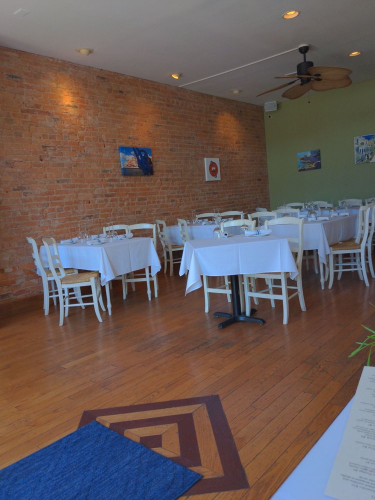 Avlos Greek Cuisine