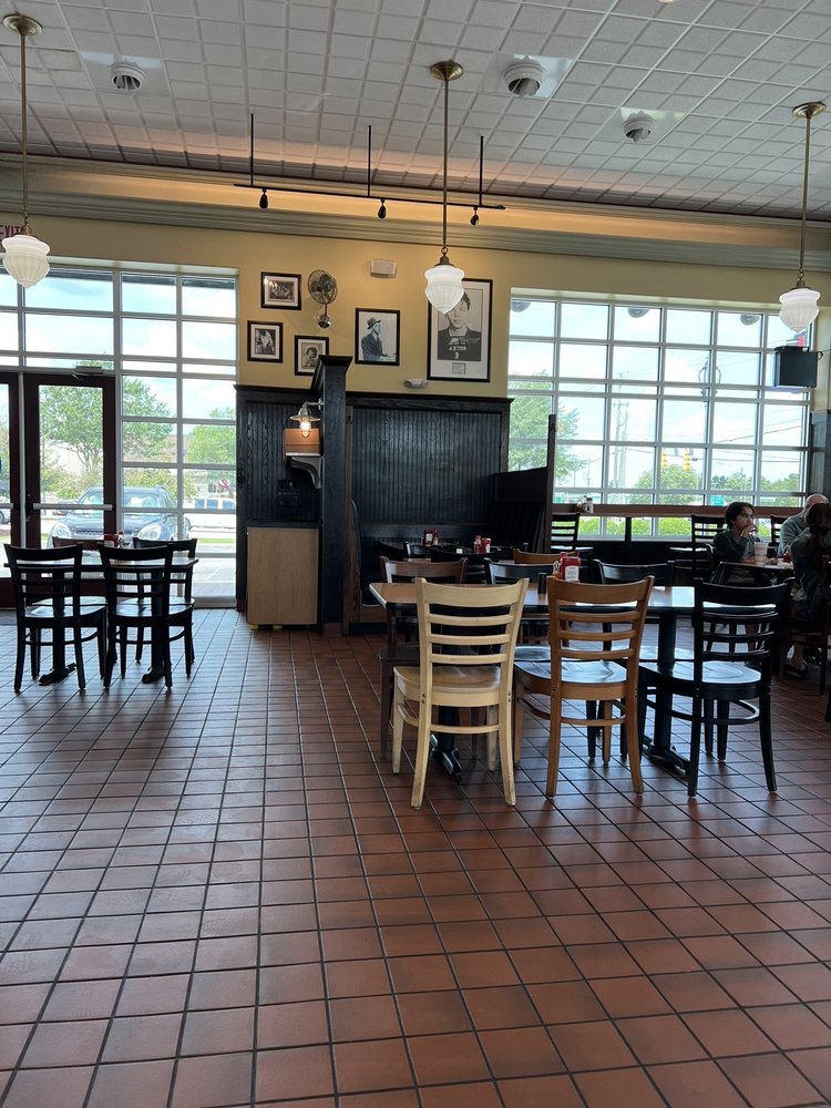 Smithfield's Chicken 'N Bar-B-Q