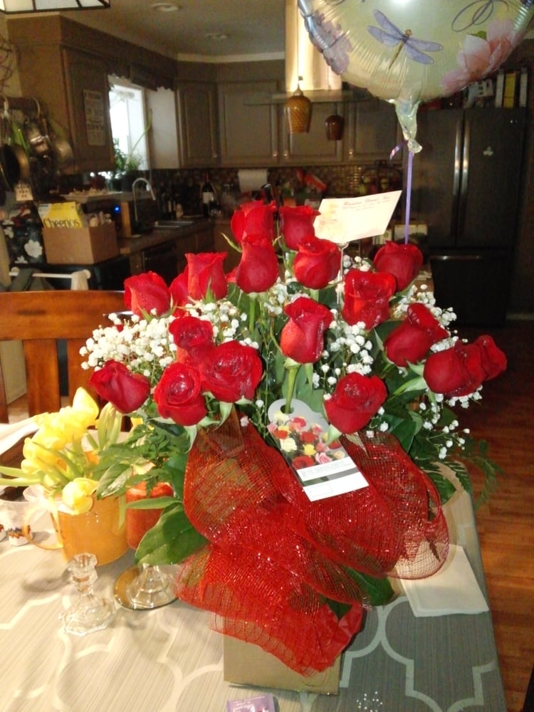 Rainbow Floral 18 Photos Florists 5820 Pacific Ave SE, Lacey, WA