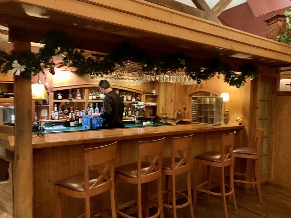 Season's At Highland Lake