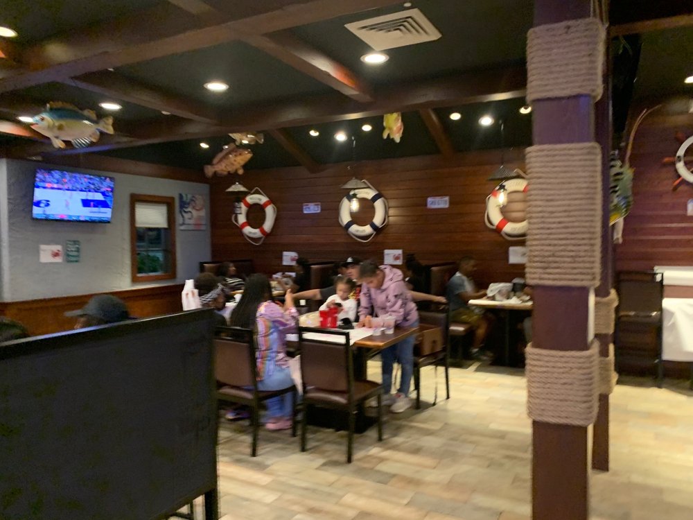 Red Crab Juicy Seafood - Charlotte