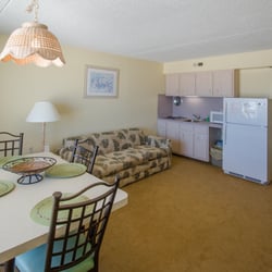 Acacia Beachfront Resort 10 Reviews Hotels 9101 Atlantic Ave Photo Of Acacia Beachfront Resort Wildwood Crest Nj United States