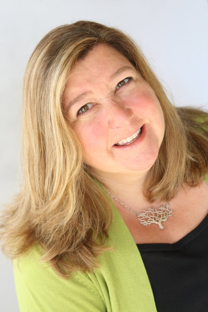 Deborah Saunders - Coldwell Banker Wallace & Wallace Realtors