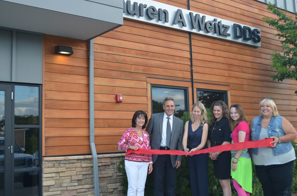 image of business Weitz Lauren, DDS
