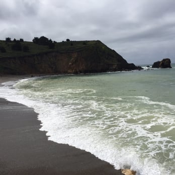 Rockaway Beach 226 Photos 75 Reviews Beaches Photo Of Rockaway Beach Pacifica Ca United States