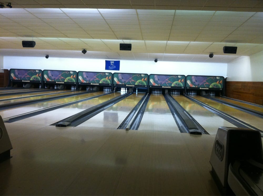 Chop’s Bowling Alley 22 Photos Bowling 2518 S 13th St, South