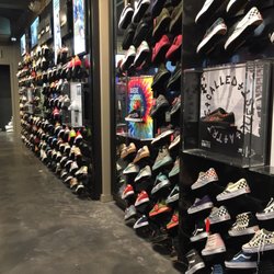 payless shoes jamaica avenue