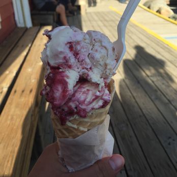Reimer’s Candies Gifts & Ice Cream - (New) 156 Photos & 105 Reviews ...
