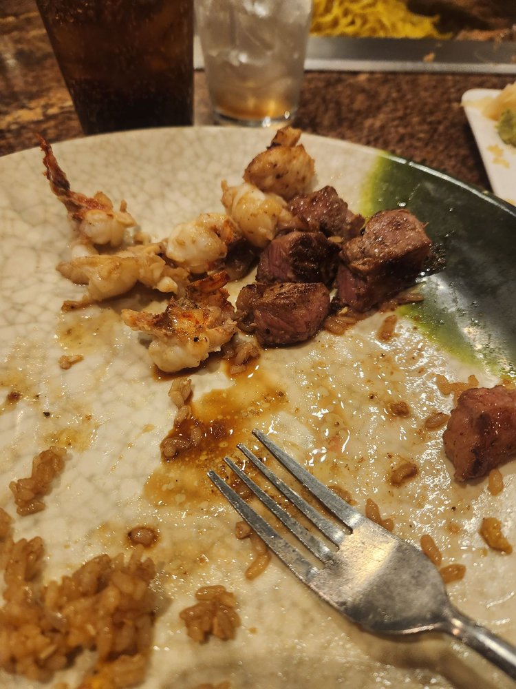 Kawas Hibachi Grill & Lounge