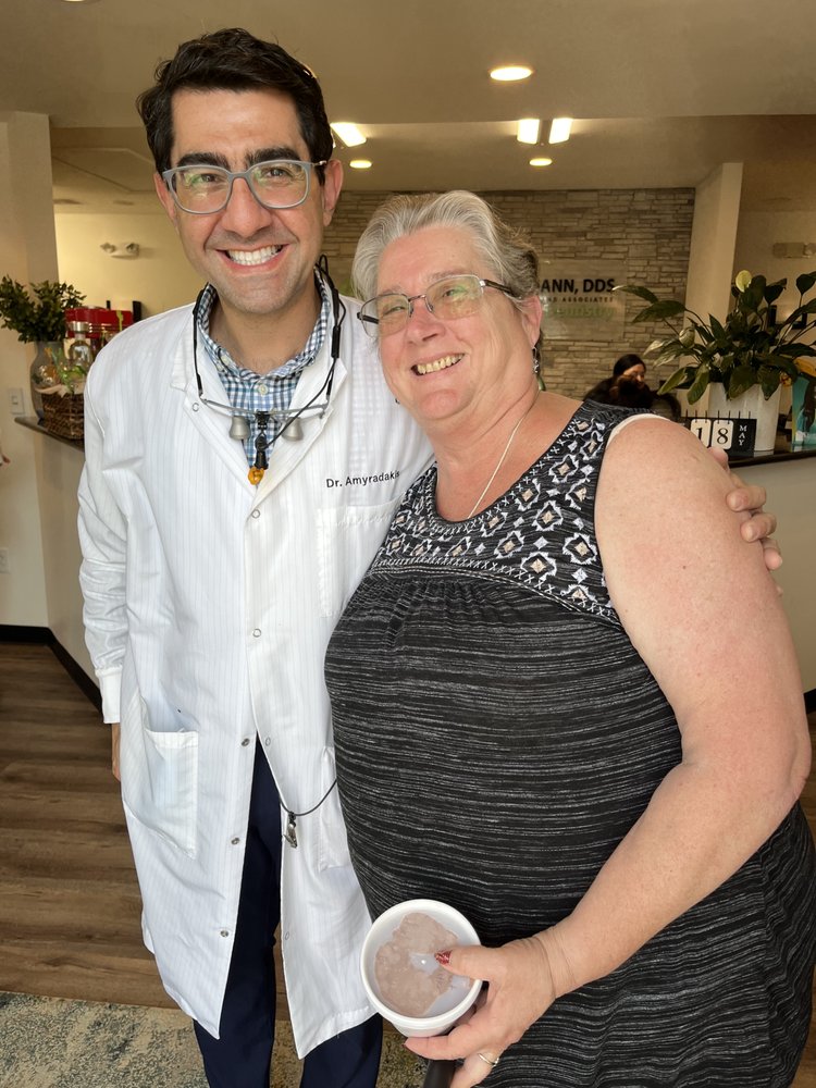 image of business Charles Ashley Mann, DDS & Associates