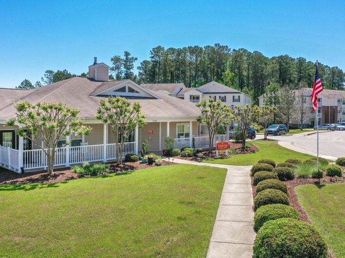 Autumn View Apartments