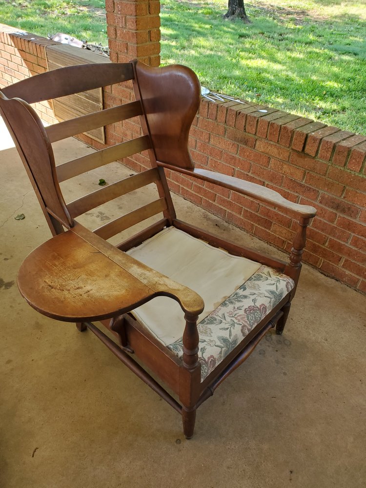 Trash & Treasures Antique Mall