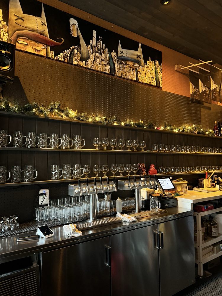 Hoi Polloi Brewing Taproom and Beat Lounge