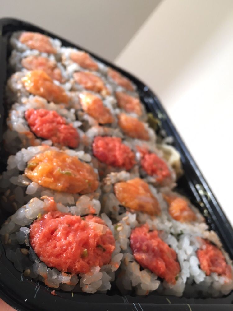 Maguro Order Food Online 244 Photos & 364 Reviews Sushi Bars Kips Bay New York, NY