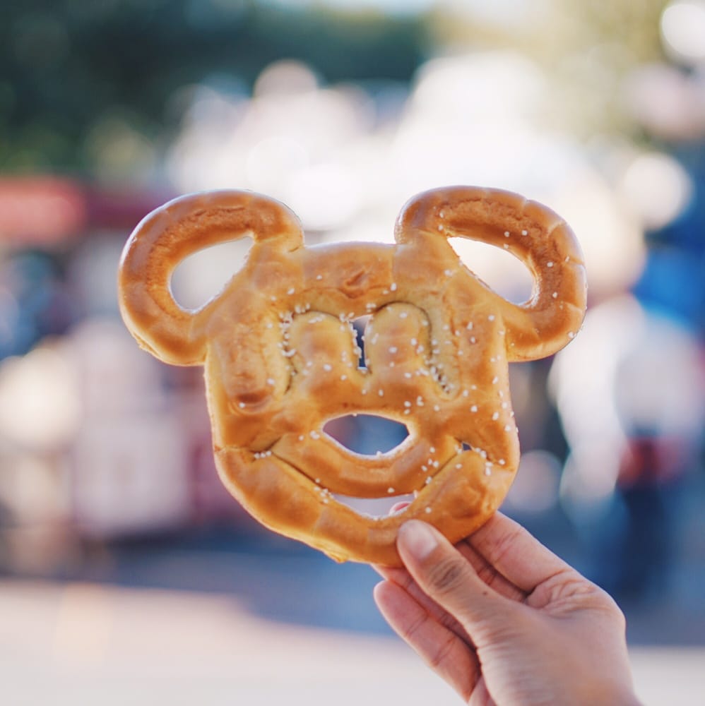 Disneyland’s Pretzel Cart 36 Photos & 64 Reviews Street Vendors