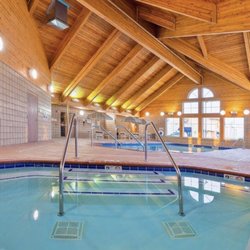 Americinn By Wyndham Monmouth Hotels 1 Way Photo Of Americinn By Wyndham Monmouth Il United States Hot Tub