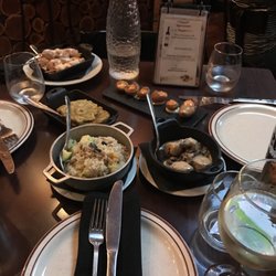 Mompou Tapas Bar And Restaurant 279 Photos 346 Reviews Mompou Tapas Bar And Restaurant 279 Photos 346 Reviews