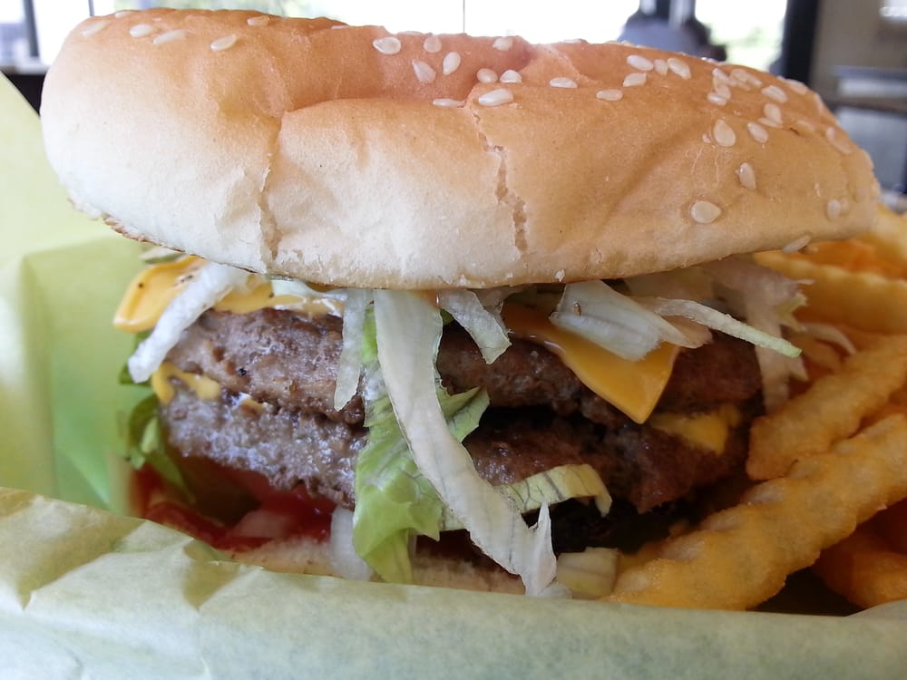 Peach Pit 13 Photos & 24 Reviews Burgers 555 E Olive Ave, Fresno