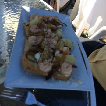 Outriggers Restaurant 53 Photos 120 Reviews Seafood 555 Photo Of Outriggers Restaurant Stratford Ct United States Shrimp Pizza