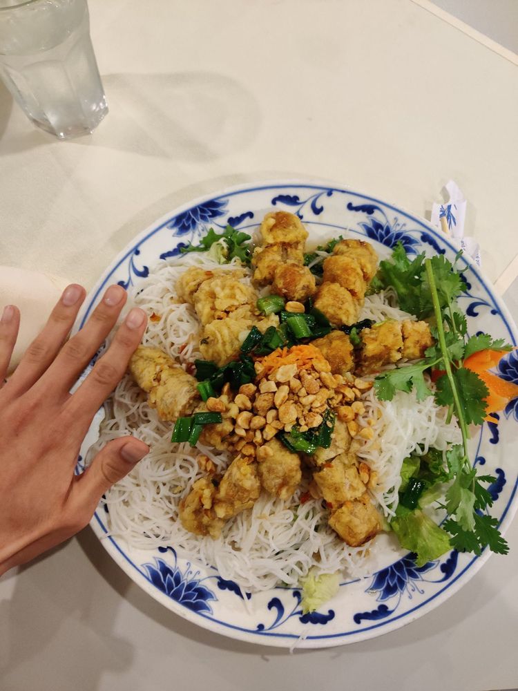 Van's Vietnamese Restaurant