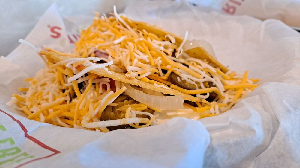 Salsarita's Fresh Mexican Grill 