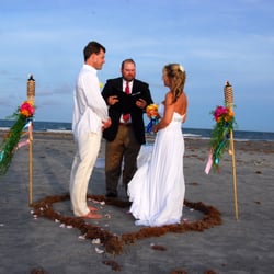 A Wedding By The Sea Officiants 39 Savannah Trl Hilton Head Photo Of A Wedding By The Sea Hilton Head Island Sc United States