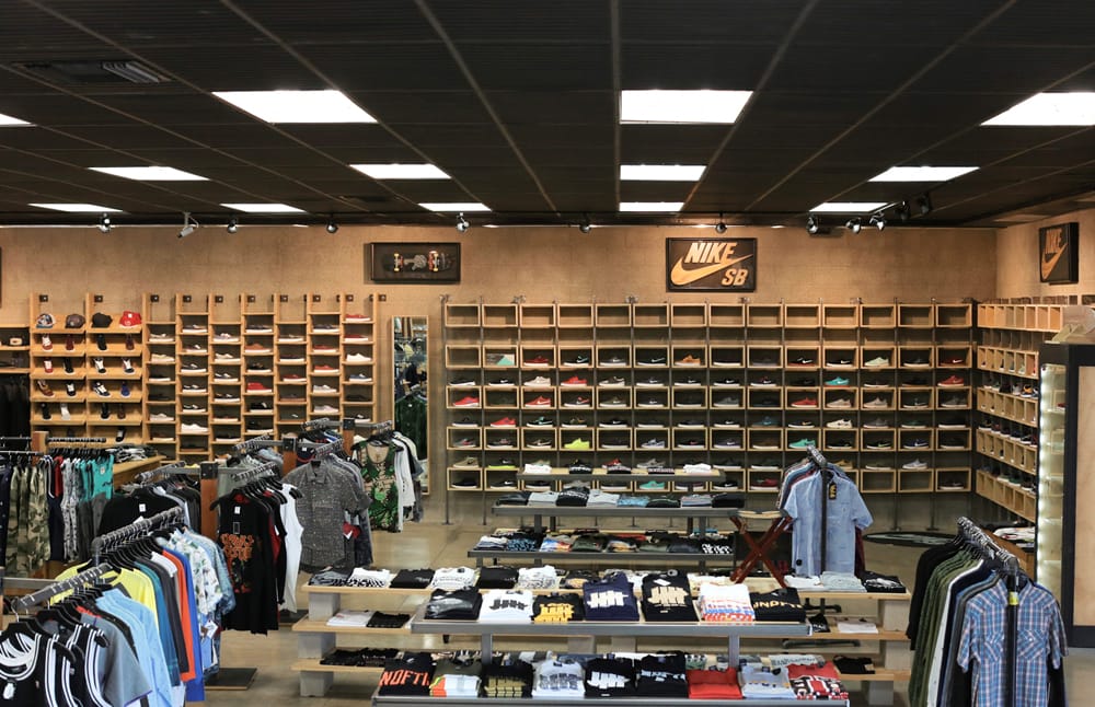 Kings 21 Photos & 36 Reviews Men's Clothing 4889 Holt Blvd