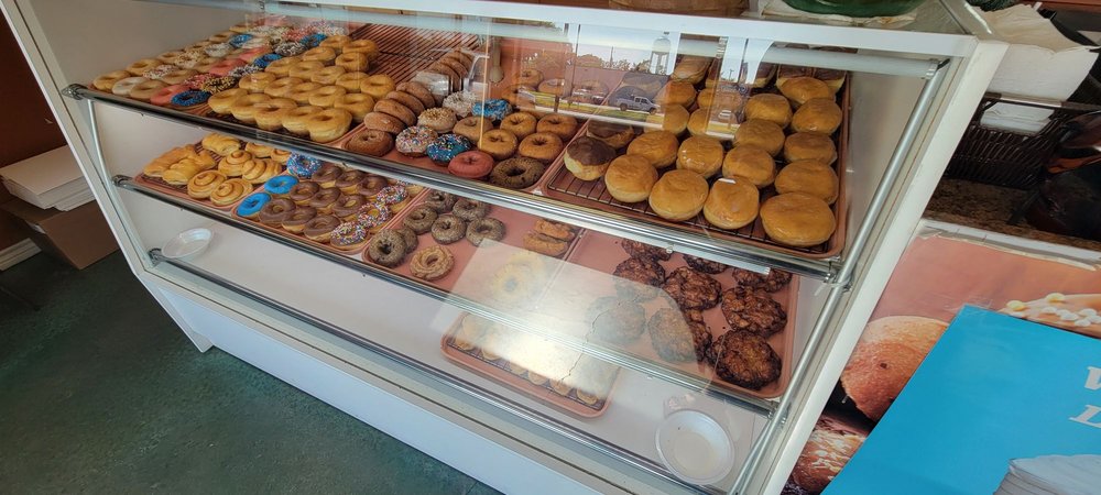 Edna Donuts