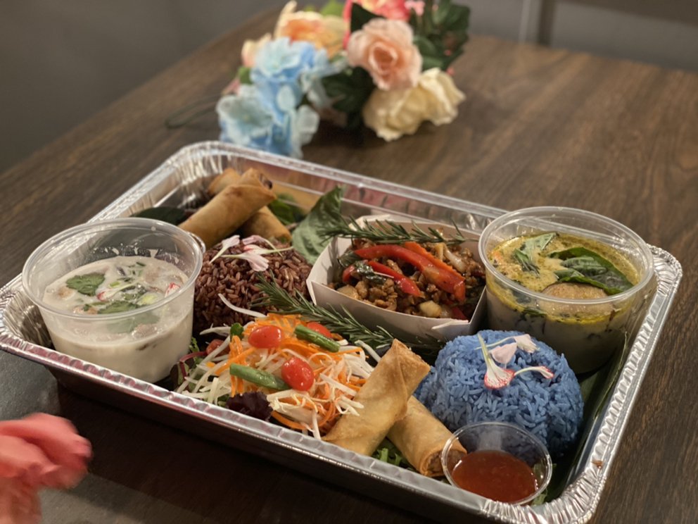 Le Moon Thai Eatery