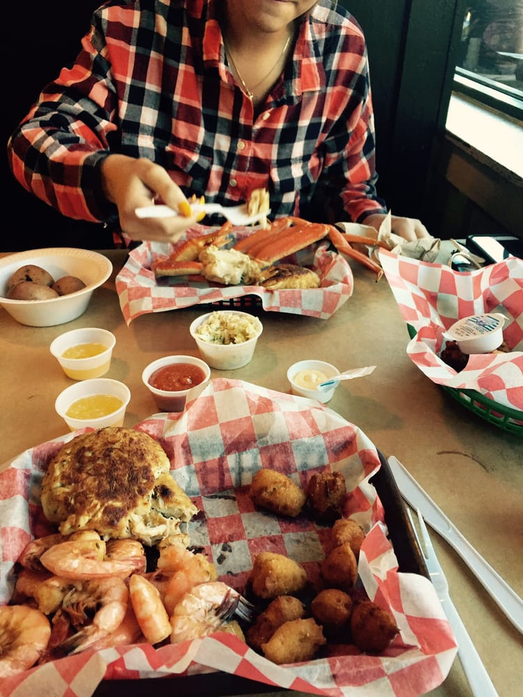 Backfins Crab House 55 Photos & 92 Reviews Seafood 110 S White St