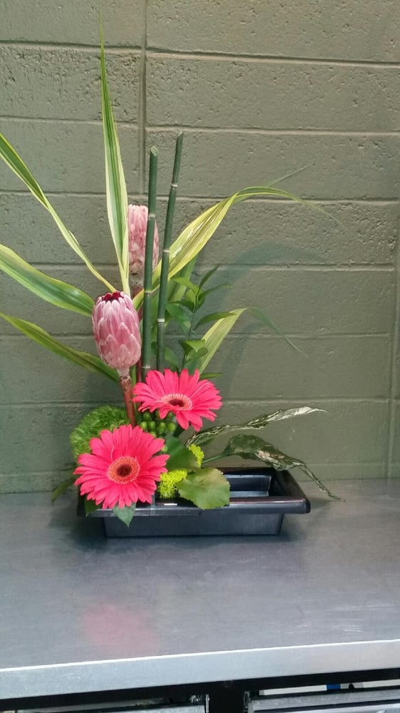 Florist In The Garden 23 Photos Florists 221 E 3rd Ave, Moses