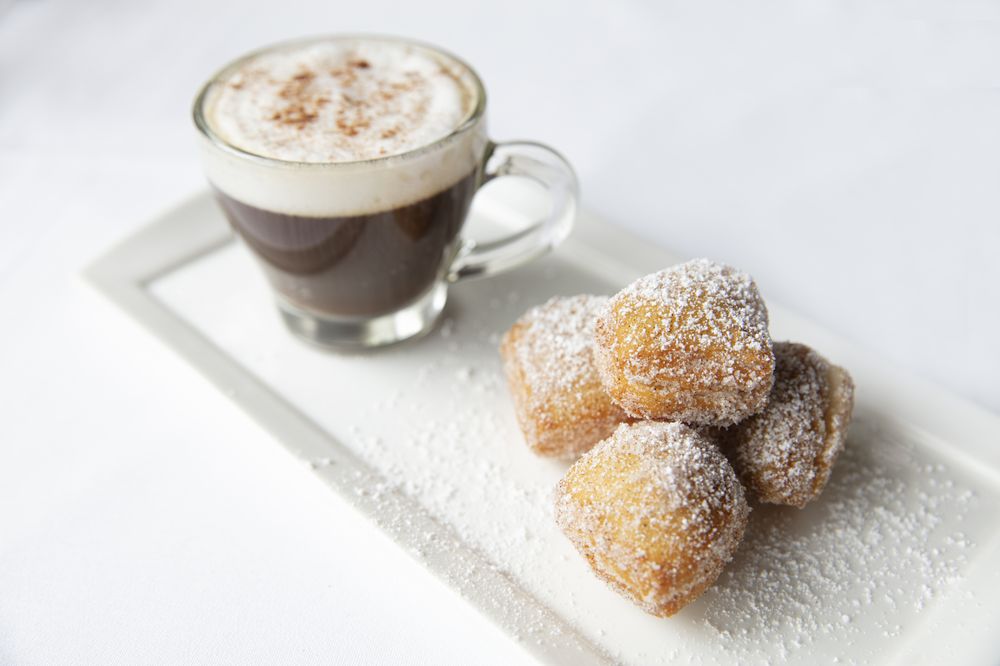 Alexander's Restaurant & Wine Bar