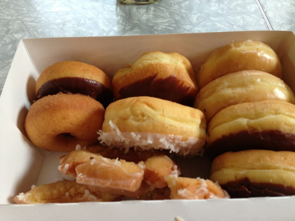 AM Donuts 18 Reviews Breakfast & Brunch 2900 N Pennsylvania Ave