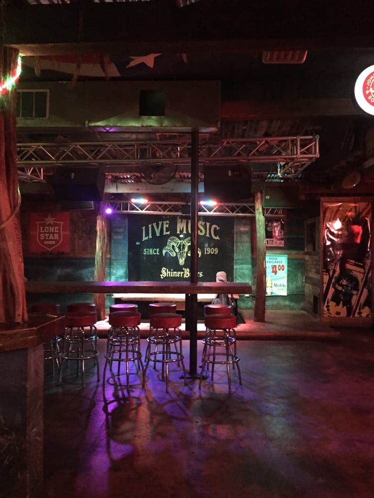 Lone Star Oyster Bar 23 Reviews Dive Bars 3040 34th St, Lubbock