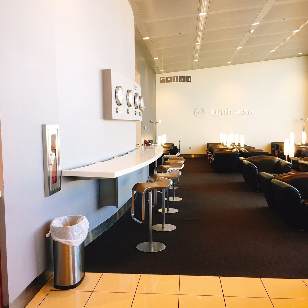 Lufthansa Lounge