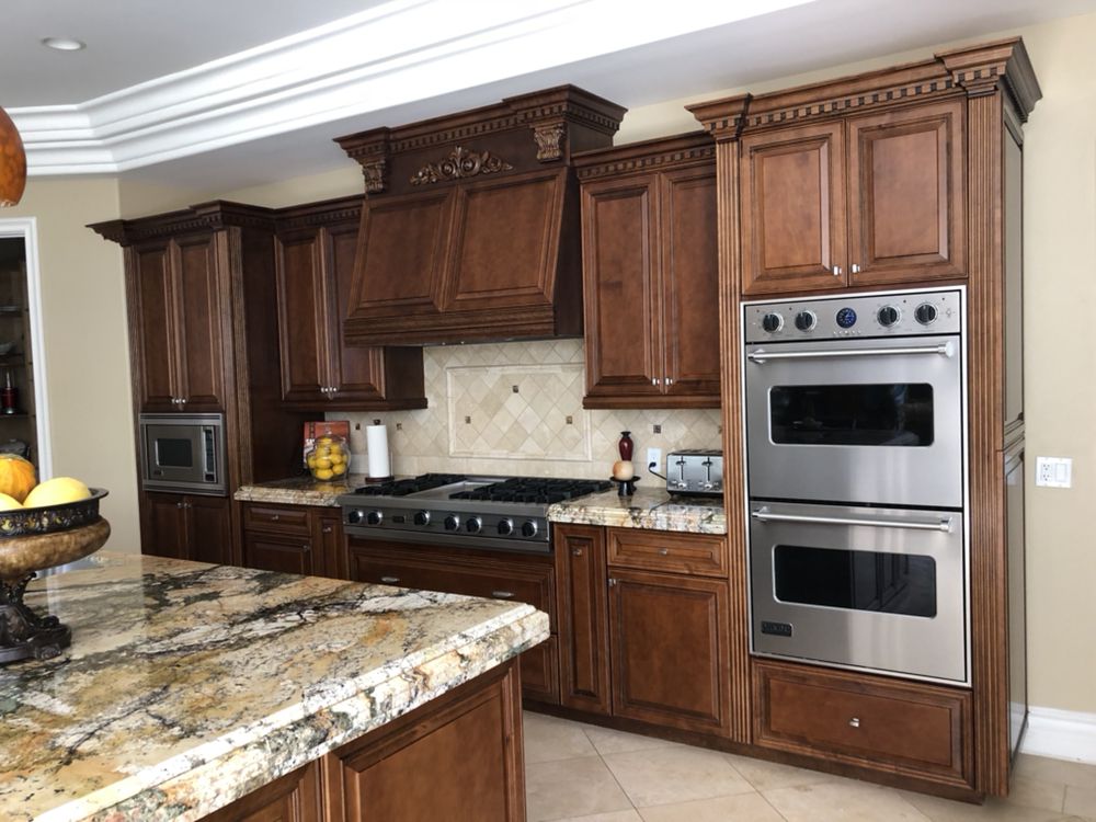 image of business Queen Renovation and Remodeling