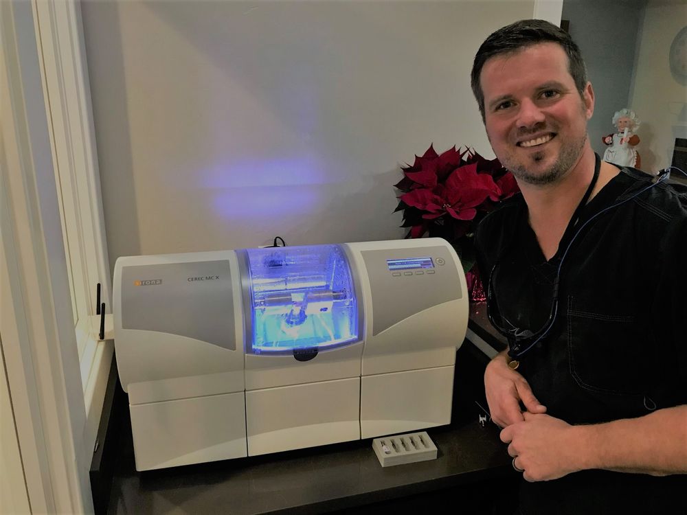 image of business Eli Mayes Dental