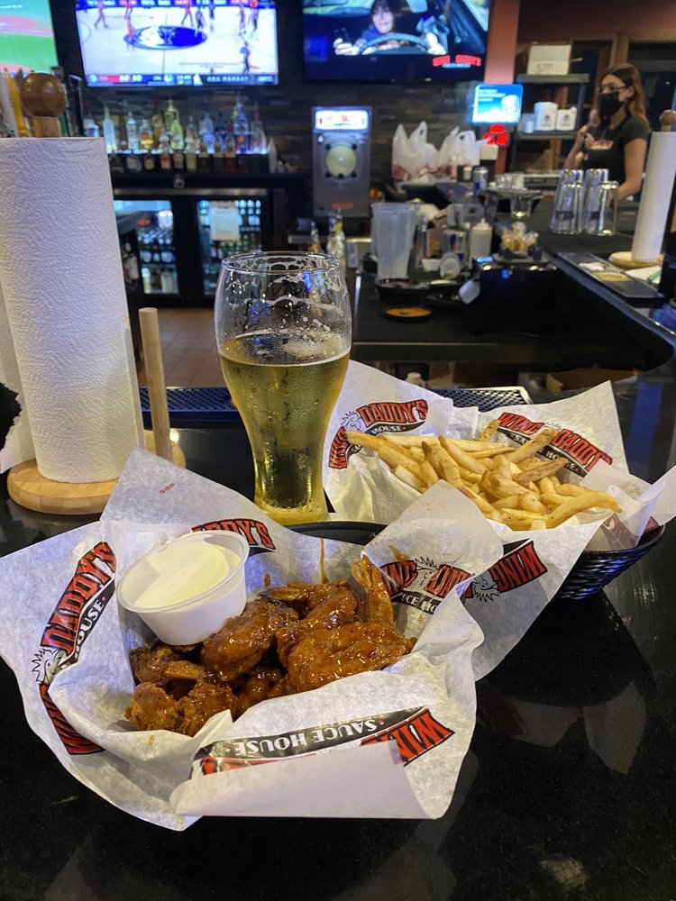 Wing Daddy’s Sauce House