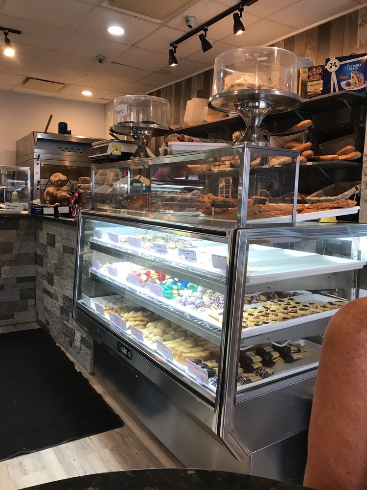 Rose and Joe’s Italian Bakery CLOSED 19 E Main St, Oyster Bay, NY