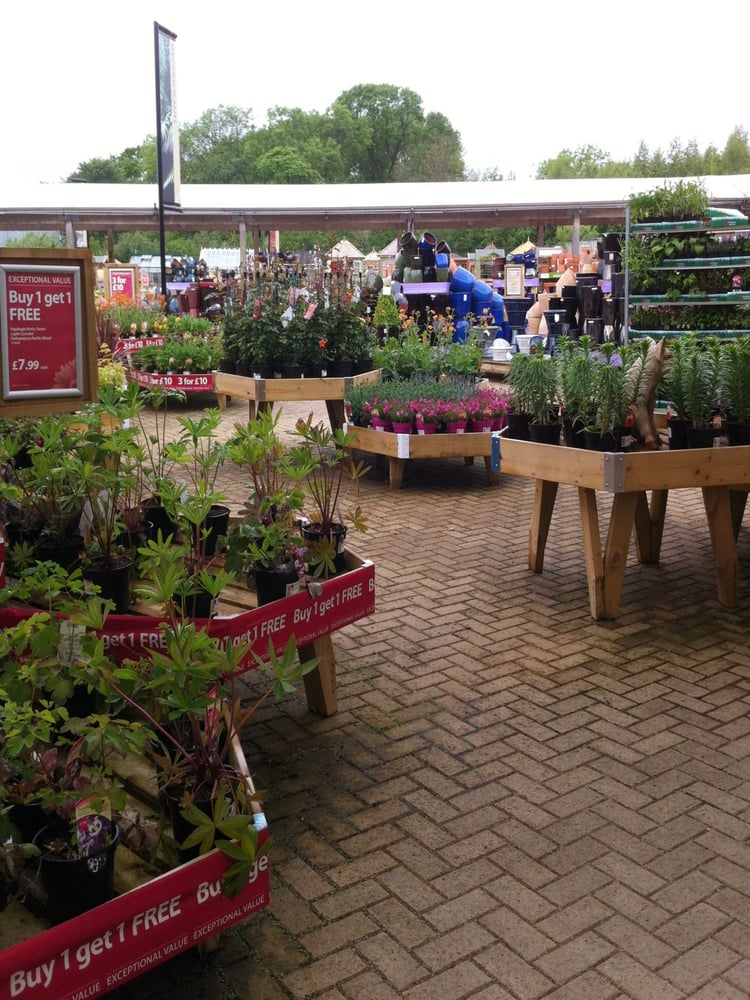 dobbies garden centre resin garden ornaments
