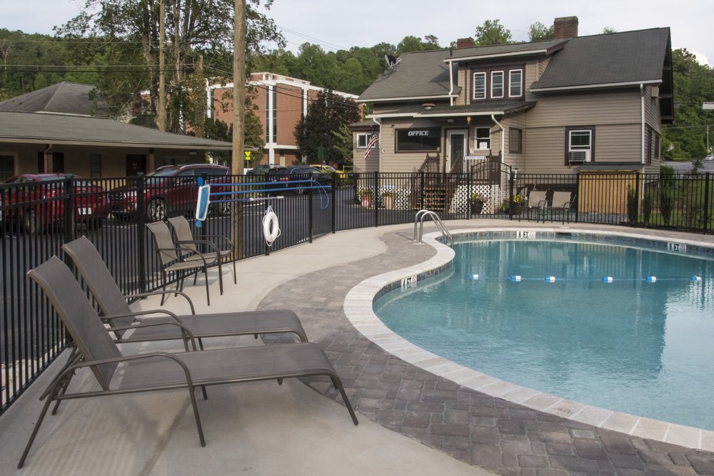 Relax Inn 29 Photos Hotels 40 Hwy 19 S, Bryson City, NC Phone