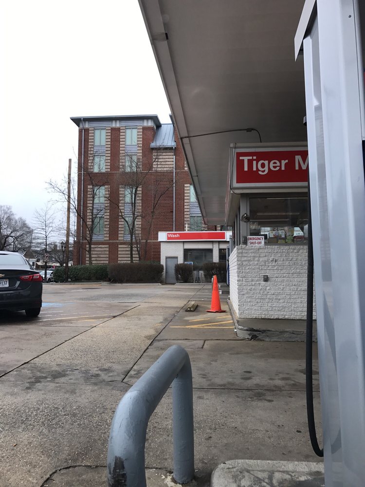 Safeway Gas Prices >> Tanna’s Exxon - 20 Reviews - Gas Stations - 1824 Wilson Blvd, Rosslyn, Arlington, VA - Phone ... Safeway Gas Prices >> Tanna’s Exxon - 20 Reviews - Gas Stations - 1824 Wilson Blvd, Rosslyn, Arlington, VA - Phone ...