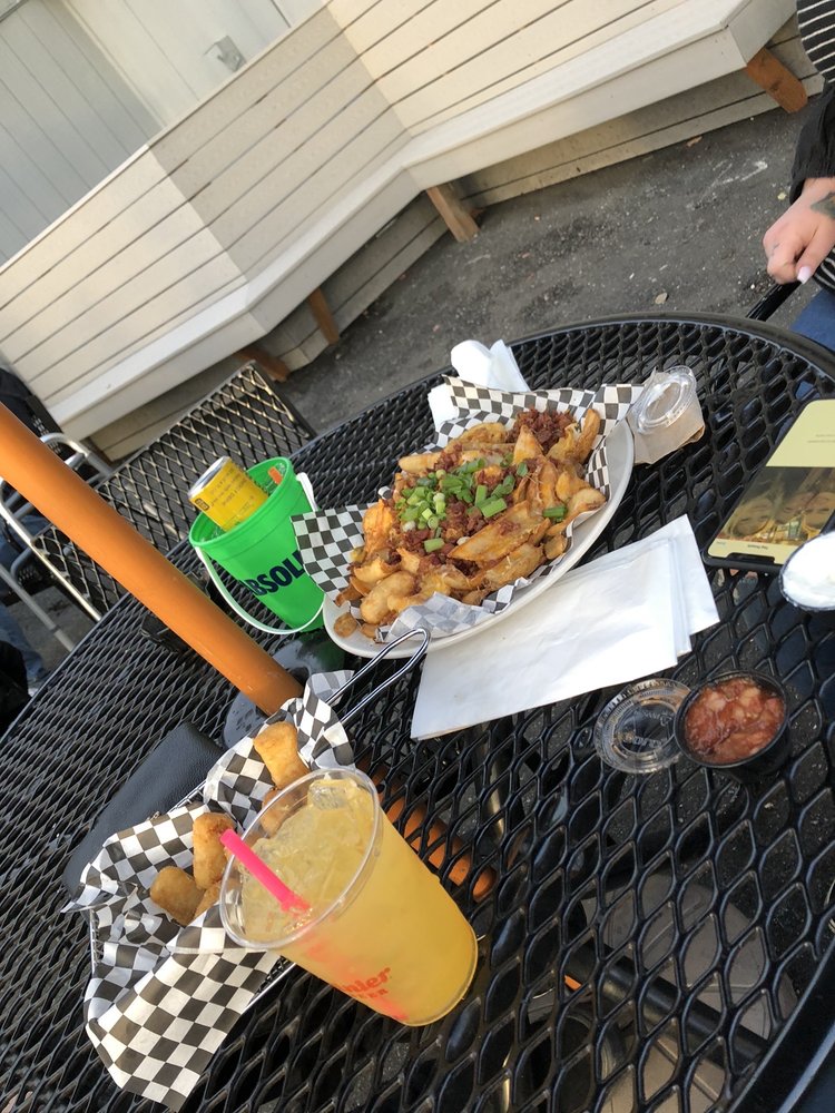 The Garage Bar & Grill