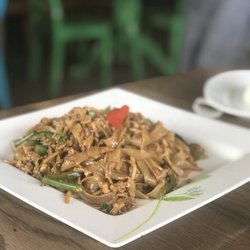 Naradeva Thai Restaurant 446 Photos 290 Reviews 4696 Photo Of Naradeva Thai Restaurant Orlando Fl United States Phad Kee Mao