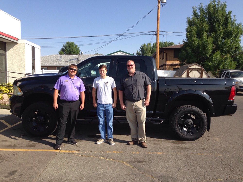 Bleskin Motor Co Car Dealers 4901 10th Ave S, Great Falls, MT