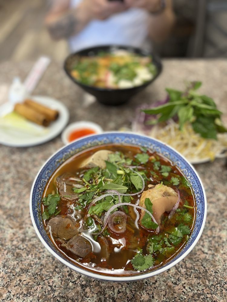 Pho Tay Do