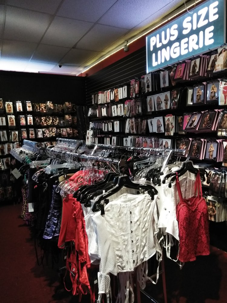 romantic lingerie store Asian casual wear